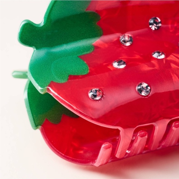 Kate Spade New York x Target Novelty Red Strawberry Claw Hair Clip - Picture 3 of 3